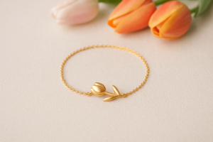 Bracelet Tulips: The Blooming Story Behind a Delicate Trend