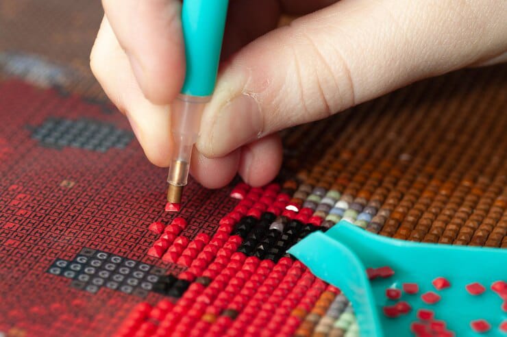 How to Seal Paint With Diamonds Without Losing the Sparkle